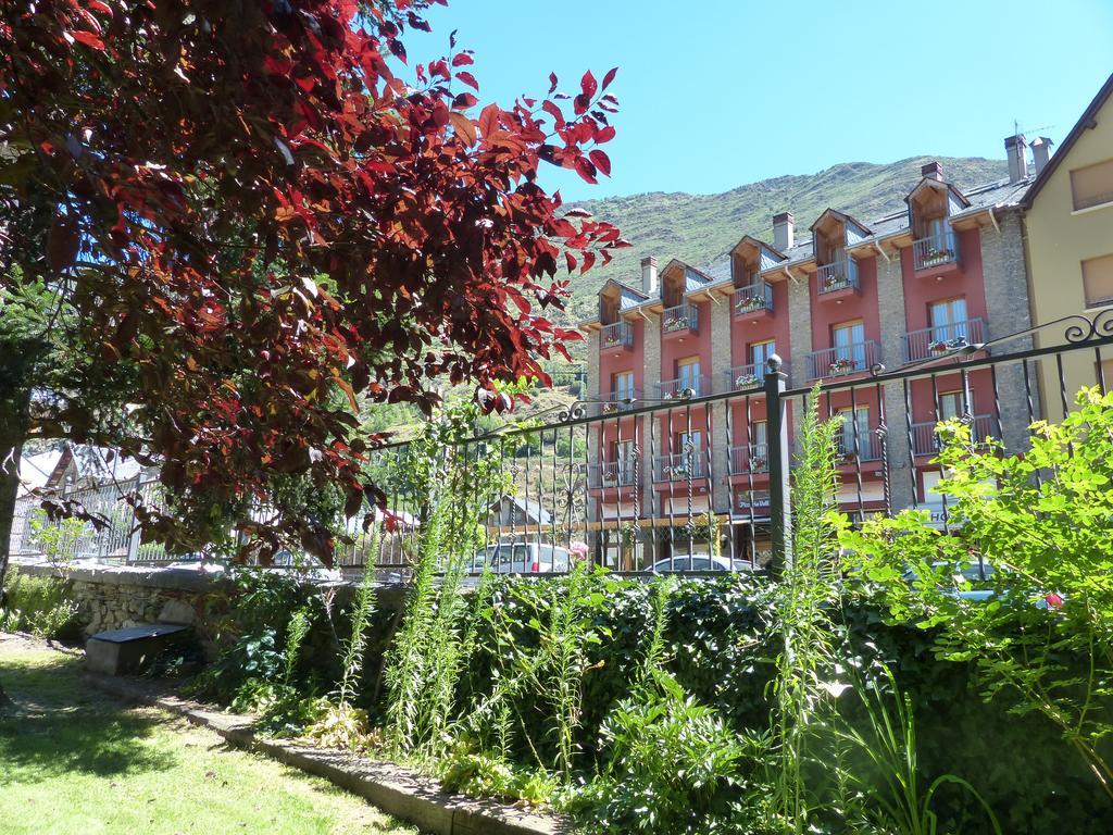 Hotel Vall D'Aneu Esterri d'Àneu Exterior foto